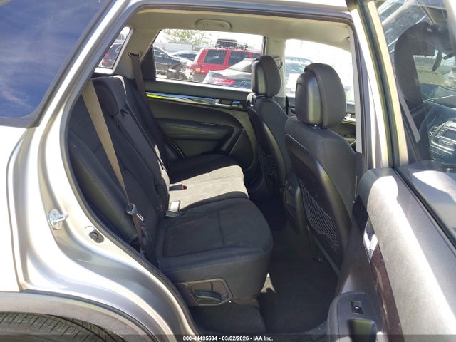 5XYKTCA6XFG553648 KIA SORENTO LX