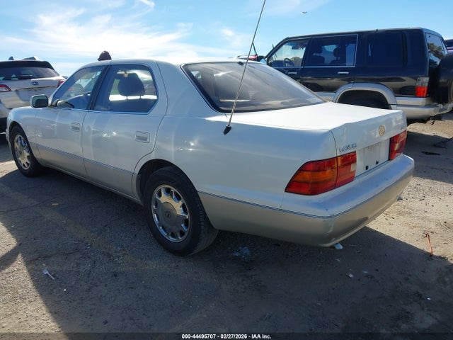 1996 LEXUS LS JT8BH22F6T0065338 Photo 2