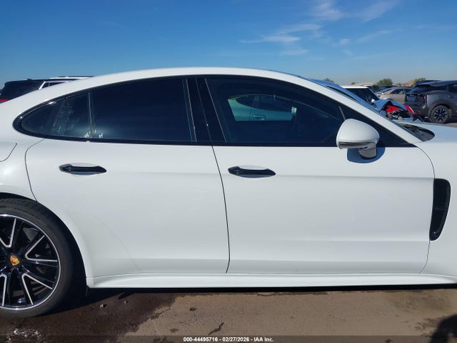 WP0AB2A71JL136806 Porsche Panamera 4s