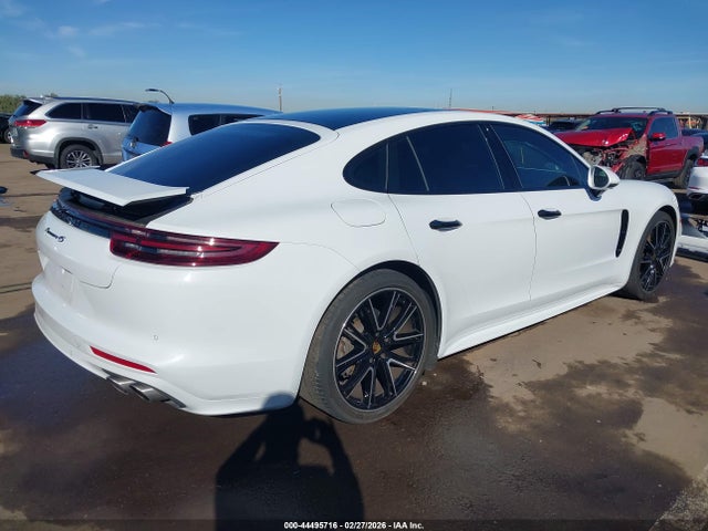 2018 PORSCHE PANAMERA WP0AB2A71JL136806 Photo 3