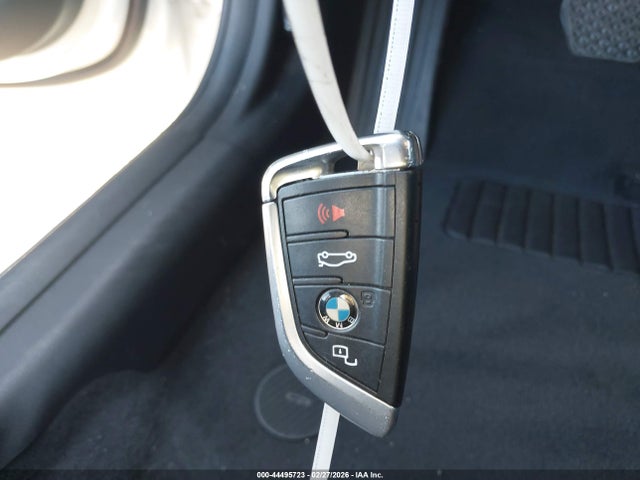 2019 BMW 330I WBA5R1C59KAK09627 Photo 10