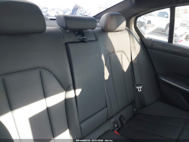 2019 BMW 330I WBA5R1C59KAK09627 Photo 7