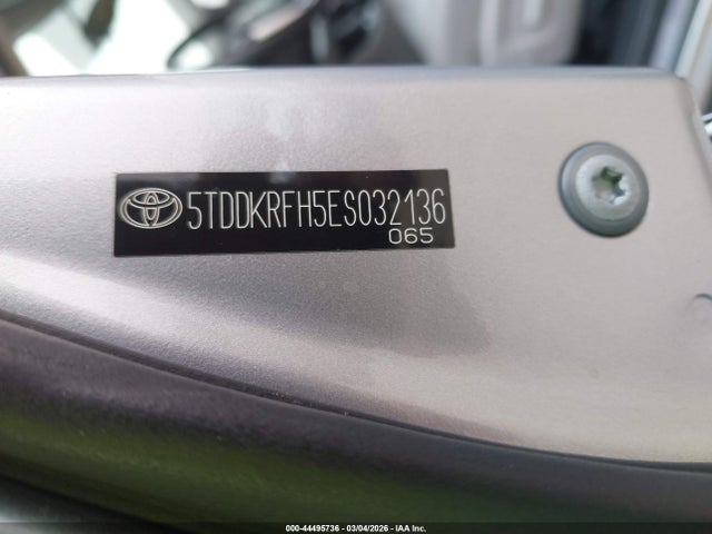 Toyota Highlander Limited V6 2014 5TDDKRFH5ES032136 Image 9