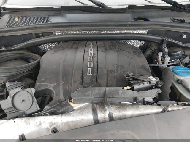 2018 PORSCHE MACAN WP1AA2A51JLB08181 Photo 9