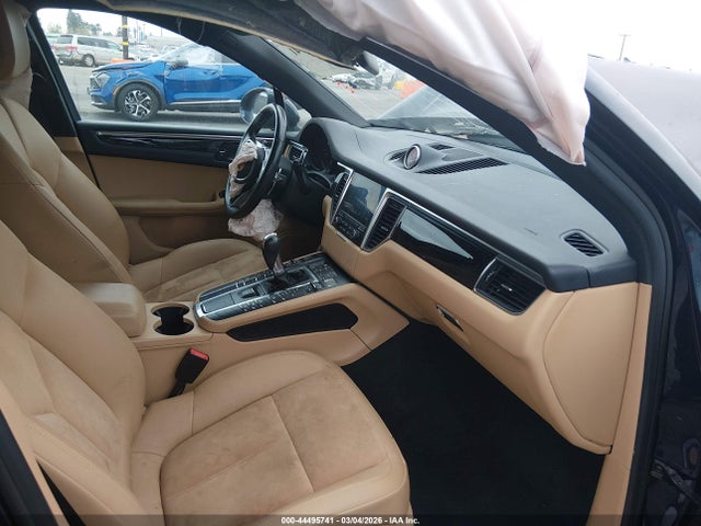 2018 PORSCHE MACAN WP1AA2A51JLB08181 Photo 4