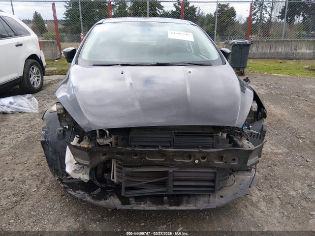 Ford FOCUS SEL 2018 1FADP3M24JL224582 Image 13
