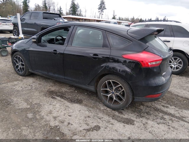 Ford FOCUS SEL 2018 1FADP3M24JL224582 Image 3