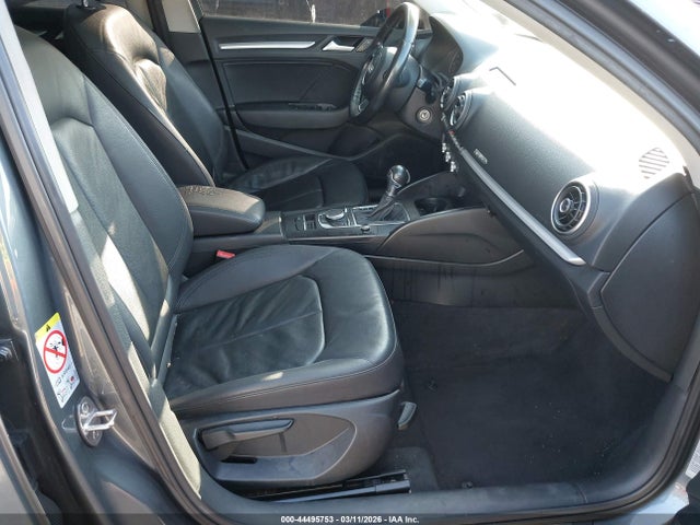 2015 AUDI A3 WAUBFGFF2F1011545 Photo 4