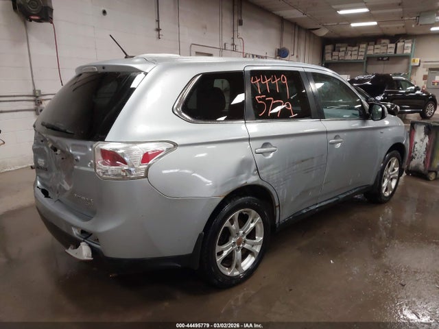 2014 MITSUBISHI OUTLANDER JA4JZ4AX9EZ013825 Photo 3