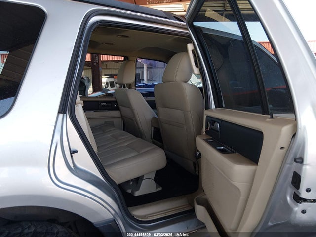 1FMJU1GT3GEF15923 Ford Expedition Xl