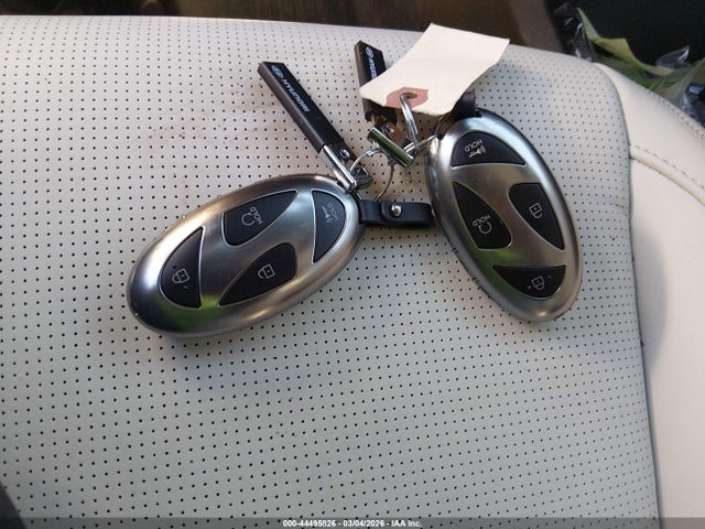 2025 Hyundai Santa Fe Hybrid Calligraphy მანქანა იყიდება აუქციონზე, vin: 5NMP5DG12SH056157, აუქციონის ნომერი: 44495826