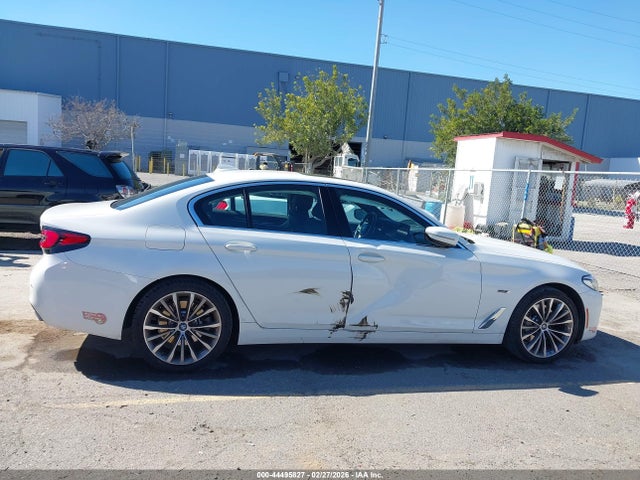 2023 Bmw 530e მანქანა იყიდება აუქციონზე, vin: WBA13AG0XPCM59078, აუქციონის ნომერი: 44495827