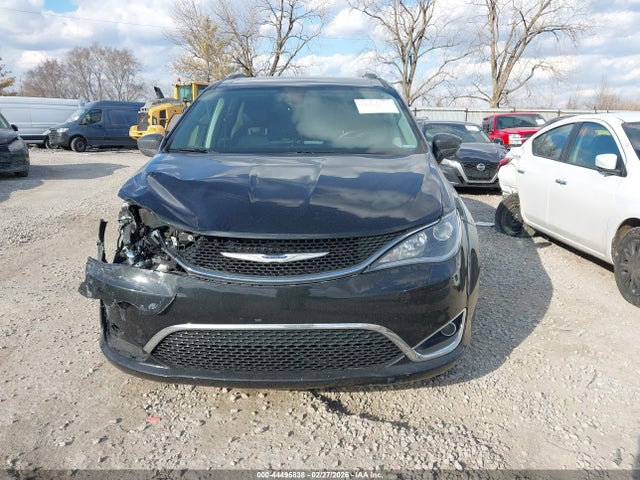 Продаж на аукціоні авто 2019 Chrysler Pacifica Touring L, vin: 2C4RC1BG2KR588054, номер лоту: 44495838