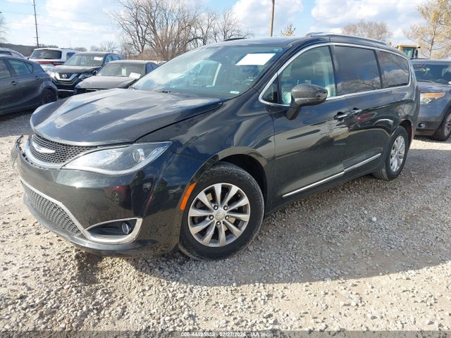 2019 CHRYSLER PACIFICA 2C4RC1BG2KR588054 Photo 1