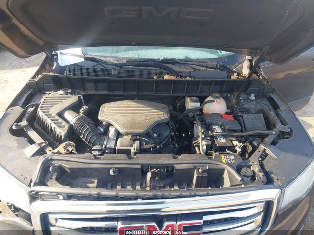 1GKKNMLS8JZ135372 GMC Acadia Slt-1