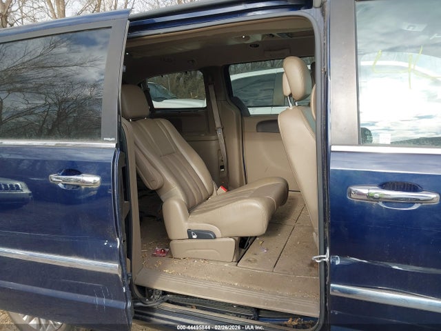 Продаж на аукціоні авто 2013 Chrysler Town & Country Touring-l, vin: 2C4RC1CG5DR558712, номер лоту: 44495844