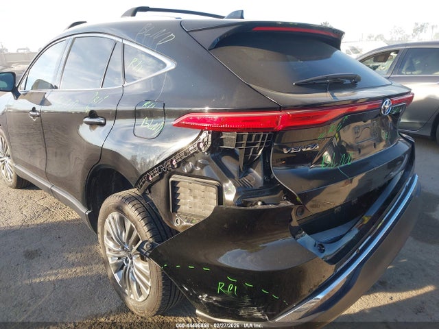JTEAAAAH4PJ135980 Toyota Venza Xle
