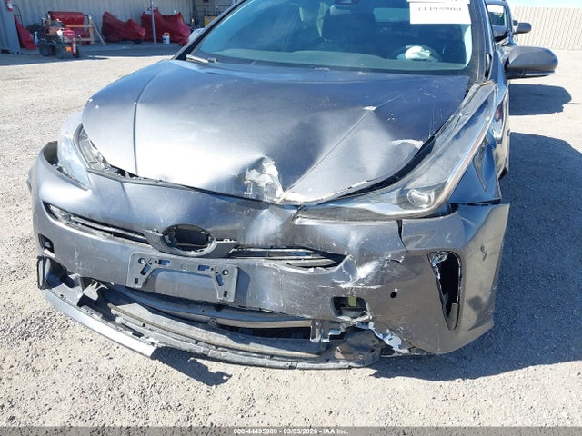 JTDKARFU1K3076008 Toyota Prius Le