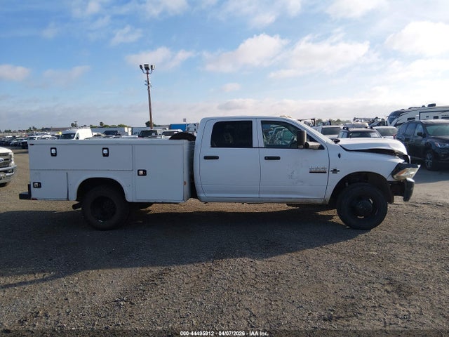 3C7WRTCL8JG147349 RAM 3500 Chassis Tradesman/slt/laramie