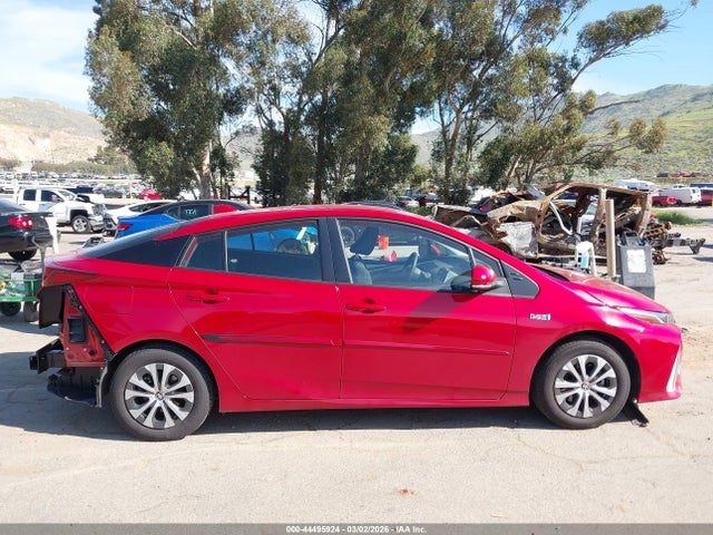 JTDKAMFP1M3193460 Toyota Prius Prime Le