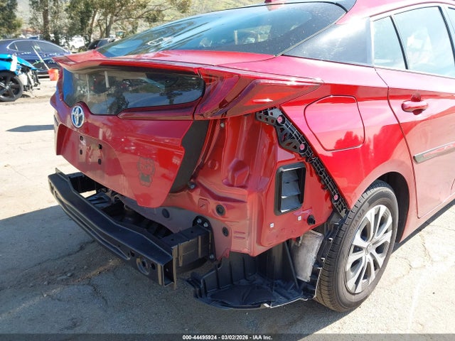 JTDKAMFP1M3193460 Toyota Prius Prime Le