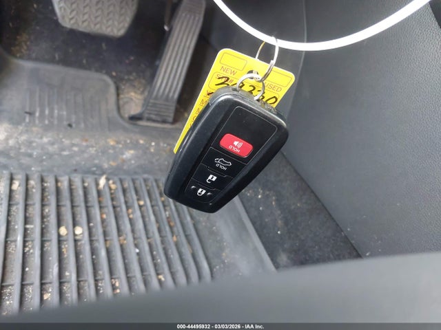 JTMB6RFV6RD131566 Toyota Rav4 Hybrid Xle Premium