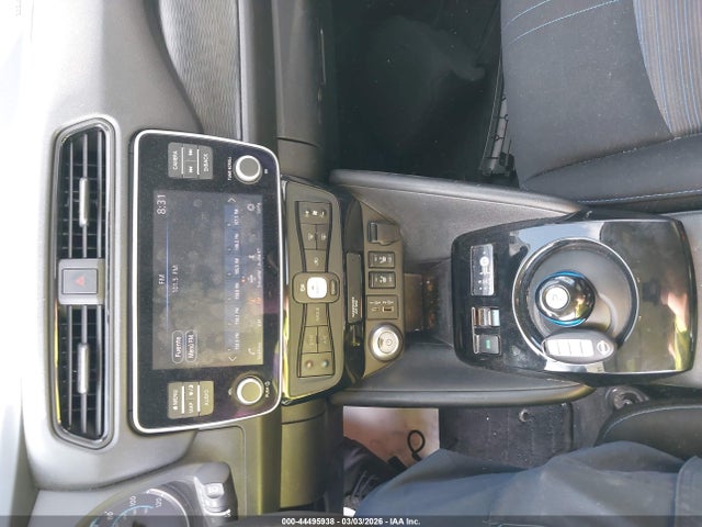 2023 NISSAN LEAF 1N4CZ1CV4PC558903 Photo 10