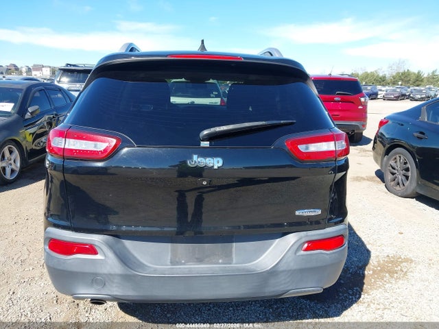 1C4PJLCBXHW517521 Jeep Cherokee Latitude Fwd