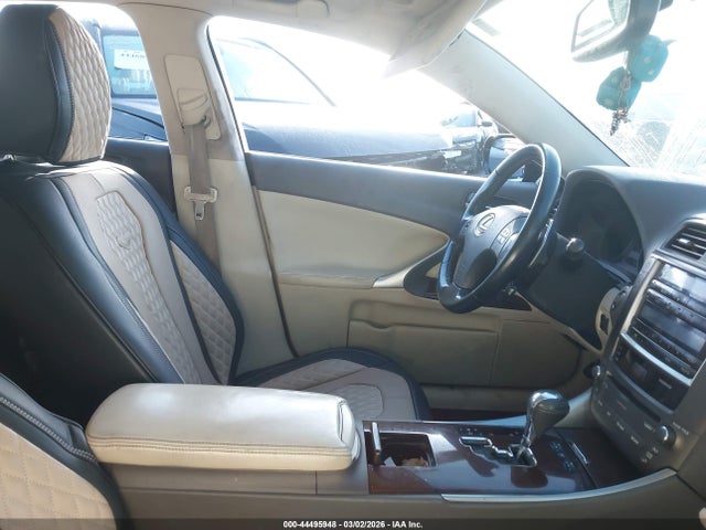 Продажа на аукционе авто 2010 Lexus Is 250, vin: JTHBF5C29A5112106, номер лота: 44495948