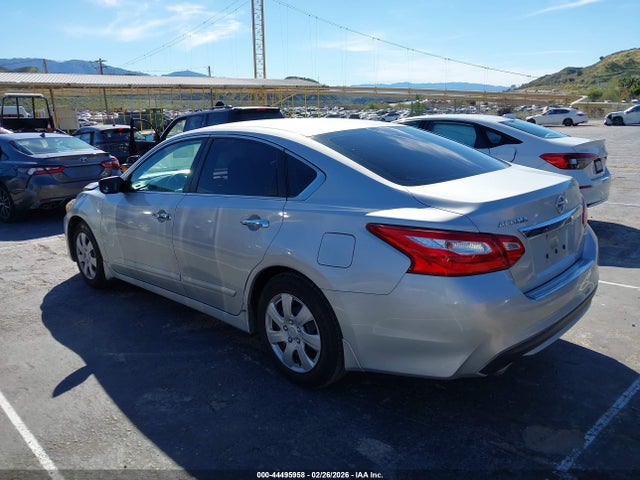 1N4AL3AP7HC276233 Nissan Altima 2.5 S