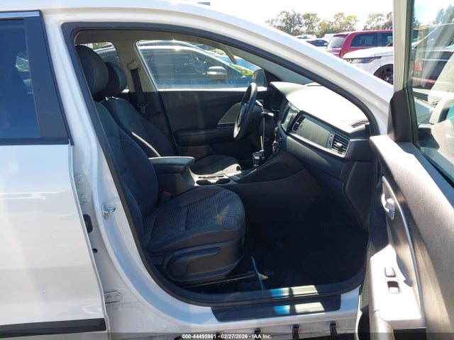 KIA NIRO LX 2019 KNDCB3LC6K5302011 Image 5