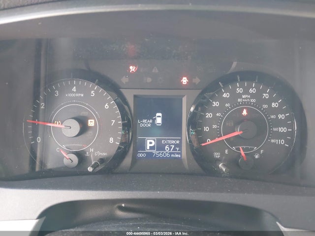 5TDKK3DC1FS677878 Toyota Sienna Le 8 Passenger
