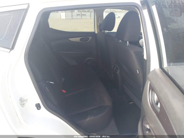 JN1BJ1CV3LW261064 Nissan Rogue Sport S Fwd Xtronic Cvt