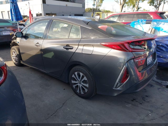 2020 TOYOTA PRIUS PRIME JTDKARFP5L3137162 Photo 2