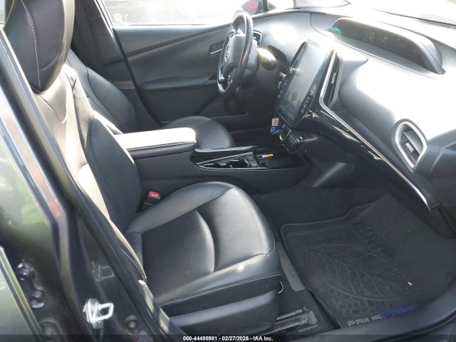 2020 TOYOTA PRIUS PRIME JTDKARFP5L3137162 Photo 4