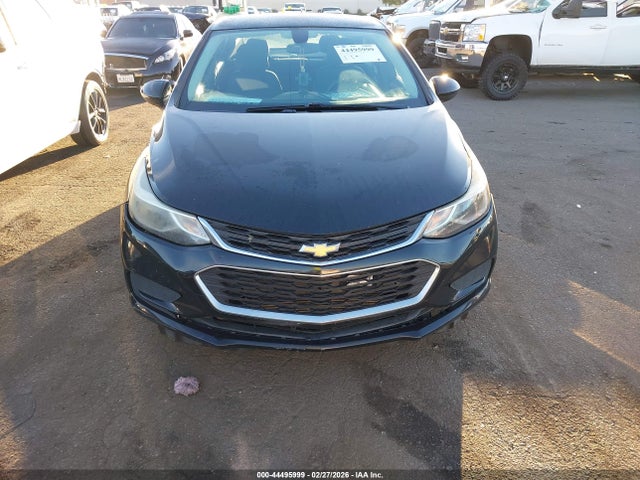 1G1BE5SMXH7101050 Chevrolet Cruze Lt Auto