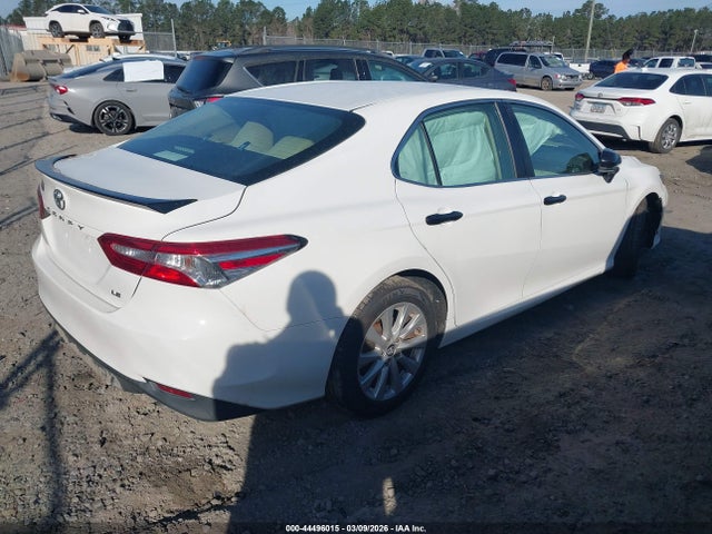 4T1B11HK3JU043982 Toyota CAMRY LE