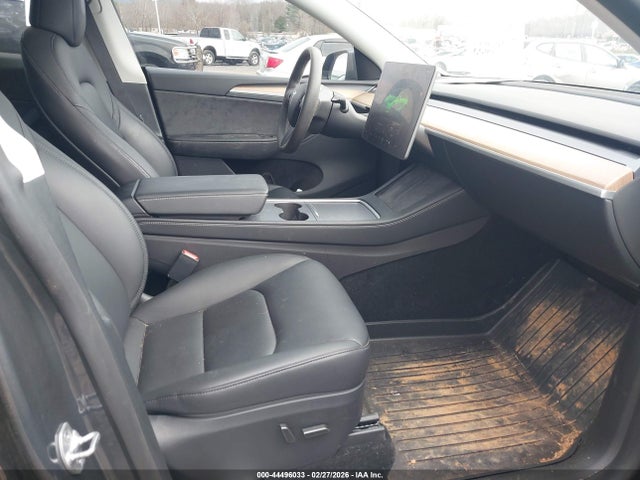 2023 TESLA MODEL Y 7SAYGDEE8PA206060 Photo 4