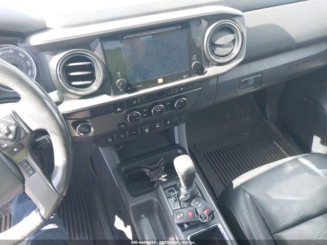 3TMBZ5DN4KM019572 Toyota Tacoma Trd Sport