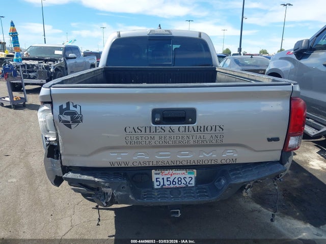 3TMBZ5DN4KM019572 Toyota Tacoma Trd Sport