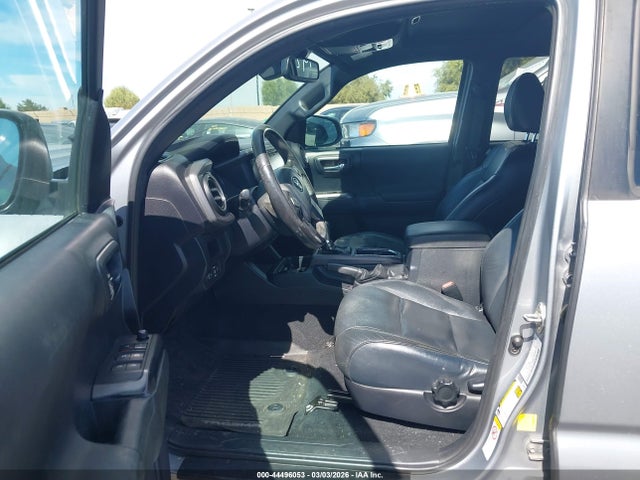 3TMBZ5DN4KM019572 Toyota Tacoma Trd Sport