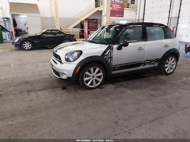 2015 MINI COUNTRYMAN WMWZC5C50FWP42419 Photo 1