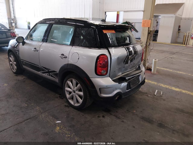 2015 MINI COUNTRYMAN WMWZC5C50FWP42419 Photo 2