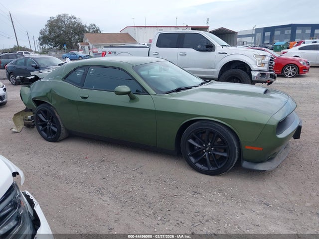 44496088 :رقم المزاد ، 2C3CDZBT5NH137374 vin ، 2022 Dodge Challenger R/t مزاد بيع