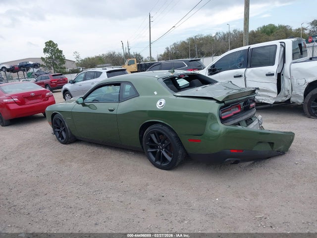 44496088 :رقم المزاد ، 2C3CDZBT5NH137374 vin ، 2022 Dodge Challenger R/t مزاد بيع