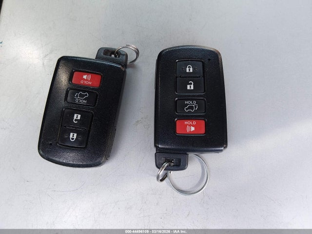 5TDJZRFH0KS732964 Toyota Highlander Xle