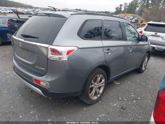 Продаж на аукціоні авто 2015 Mitsubishi Outlander Se, vin: JA4AD3A38FZ002029, номер лоту: 44496110