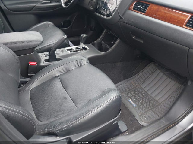 Продаж на аукціоні авто 2015 Mitsubishi Outlander Se, vin: JA4AD3A38FZ002029, номер лоту: 44496110
