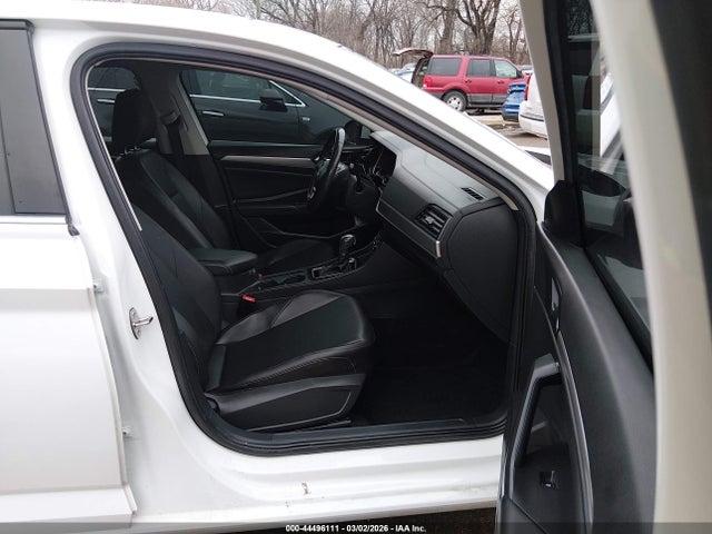 Продажа на аукционе авто 2019 Volkswagen Jetta 1.4t R-line/1.4t S/1.4t Se, vin: 3VWC57BU3KM164251, номер лота: 44496111
