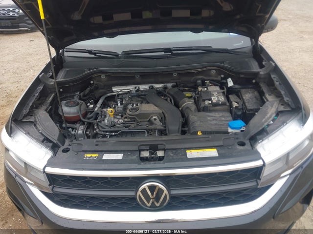 44496121 :رقم المزاد ، 3VV5X7B24RM080150 vin ، 2024 Volkswagen Taos 1.5t S مزاد بيع